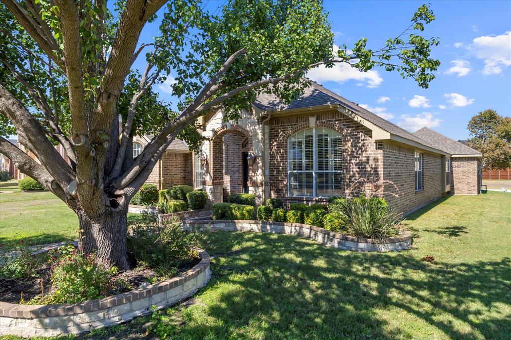 4517 Oak Shores Drive
