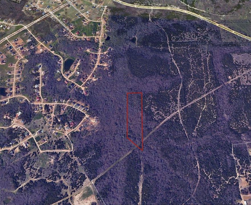 This land features a 10.1 acre property in Cedar Hill near Lake Ridge Parkway, next to the Balcones Ranch master-planned community. This lot is next to Phase 3 of the master development and is is prime for future development. Meritage Homes received unanimous approval from the Cedar Hill City Council for rezoning the area to Planned Development (PD). The rezoning permits higher-density single-family homes and includes plans for a Property Improvement District (PID) covering landscaping, lighting, sidewalks, streets, utilities, and parks, with costs estimated up to $50 million. Located adjacent to Lake Ridge and near the renowned Tangle Ridge Golf Course, the area offers scenic views and is often called the “Hill Country of Dallas.” It is conveniently located just west of Highway 67, about 20 minutes from downtown Dallas and close to Google’s new $600 million data center in Ellis County. No survey or access