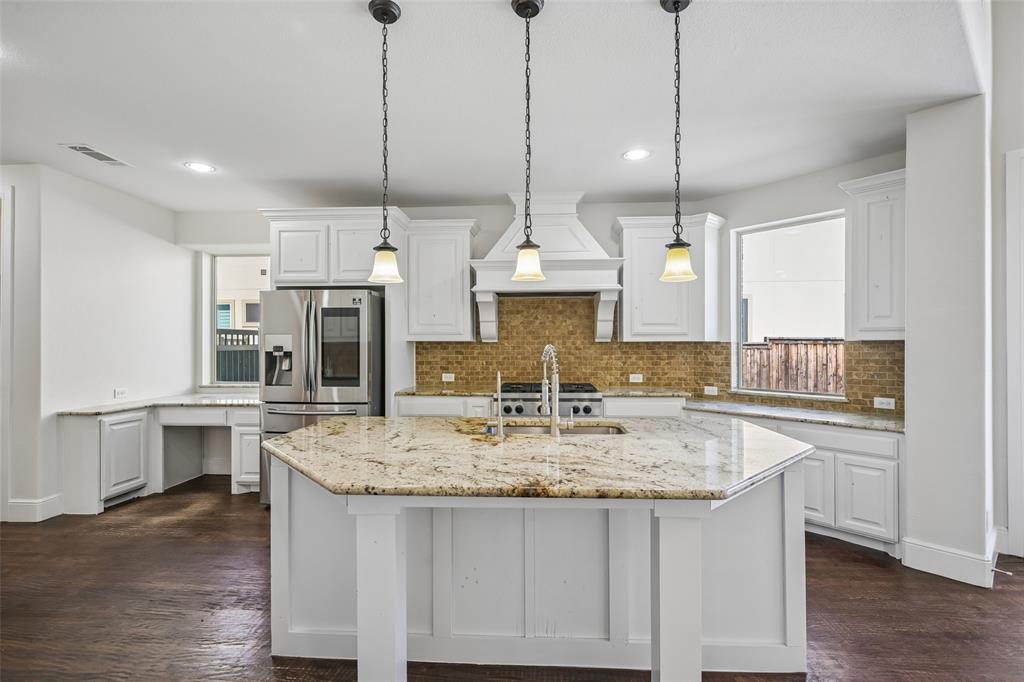2156 Alcove Drive