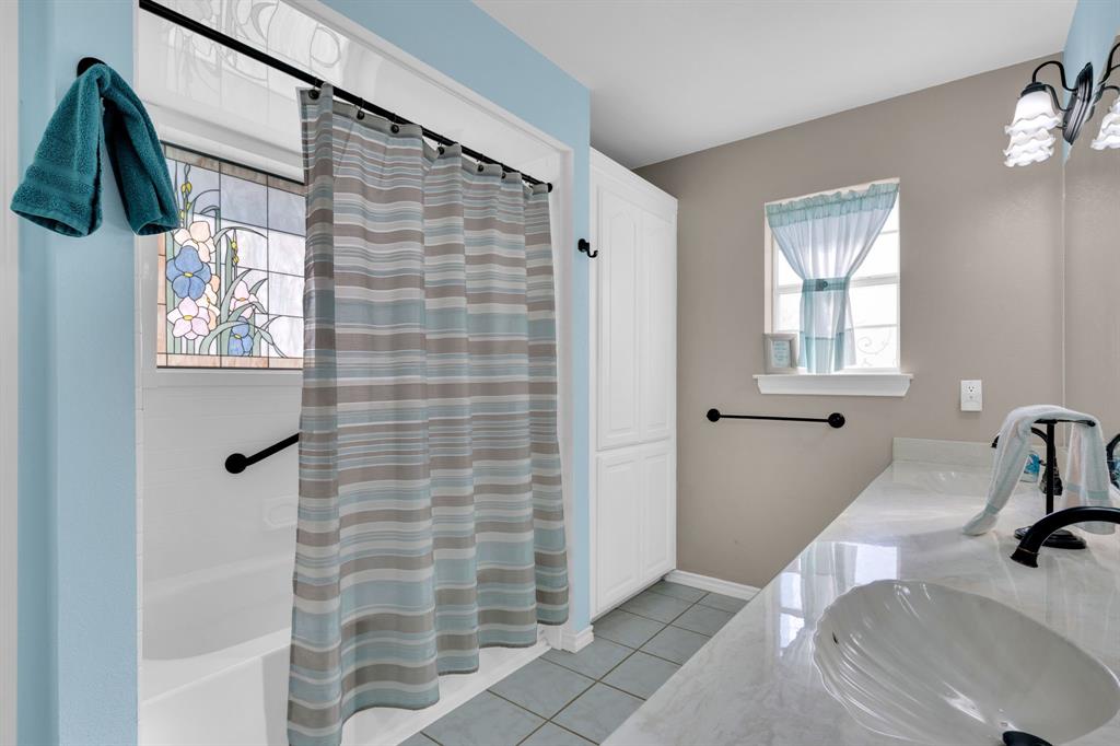 Tecumseh Park Estates #4 - Residential