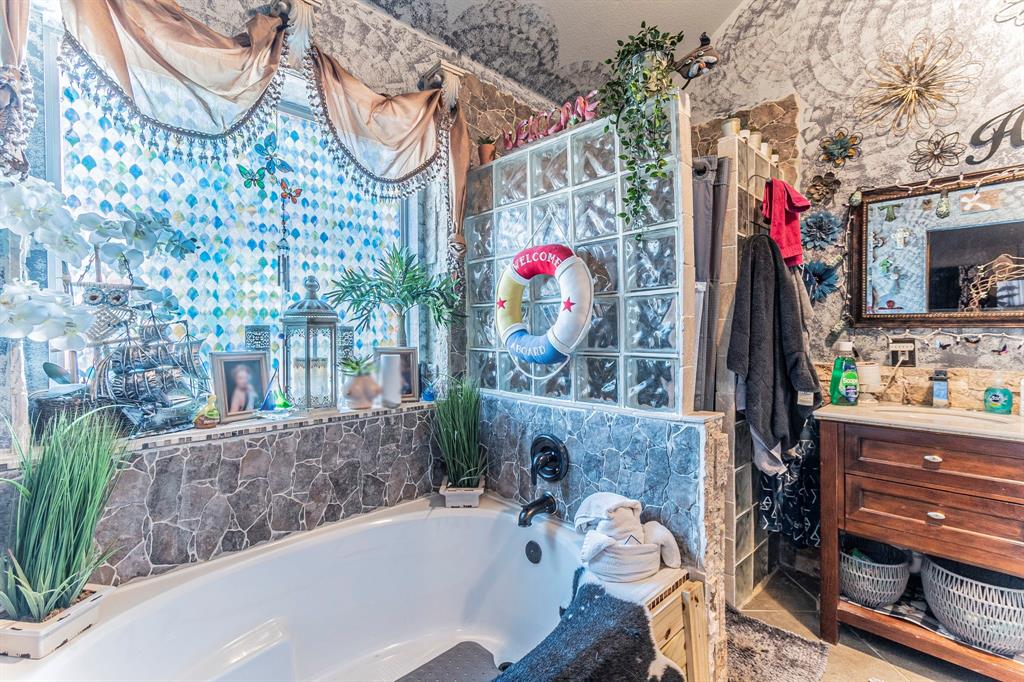 Lakehill Court Add - Residential