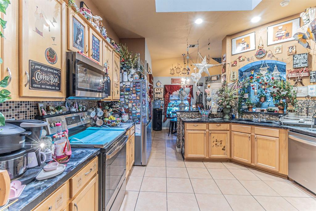 7043 Echo Lake Court