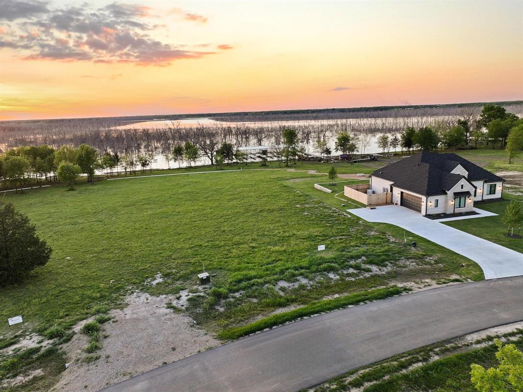 345 Shoreline Drive