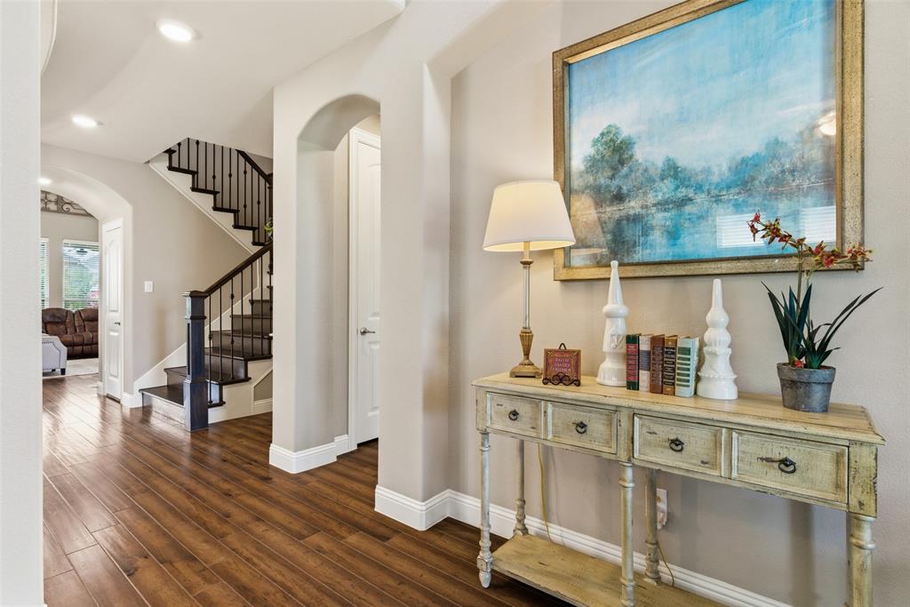 121 Lantana Lane