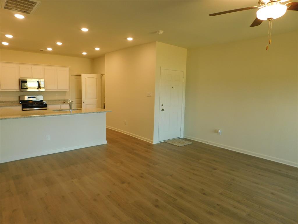 South Park Meadows - Residential Lease