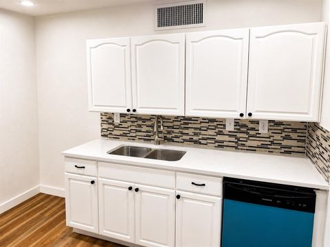 Tiny photo for 542 Hanover Drive, Allen, TX 75002 (MLS # 21341480)