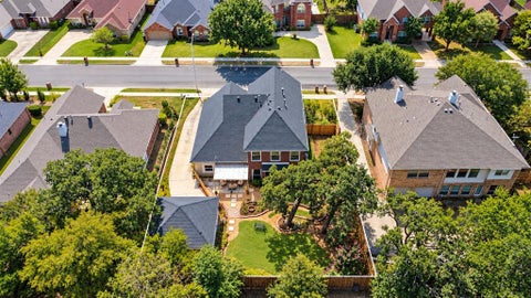 Tiny photo for 1517 Buena Vista Drive, Denton, TX 76210 (MLS # 21395630)