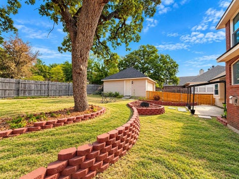 Tiny photo for 1517 Buena Vista Drive, Denton, TX 76210 (MLS # 21395630)
