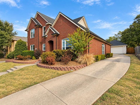 Tiny photo for 1517 Buena Vista Drive, Denton, TX 76210 (MLS # 21395630)