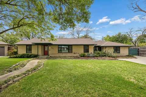 1131 Wicklow Drive Dallas TX 75218