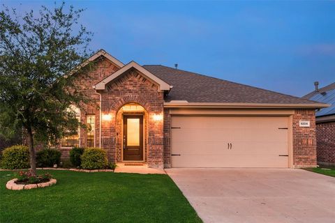 9204 Bronze Meadow Drive Fort Worth TX 76131