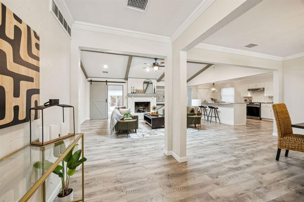 301 Ridgebriar Drive