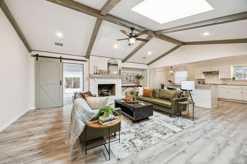 301 Ridgebriar Drive