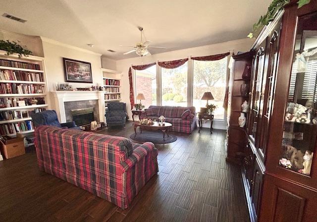 Arlington, Texas 76016, United States, 4 Bedrooms Bedrooms, ,3 BathroomsBathrooms,Residential,Active,11918