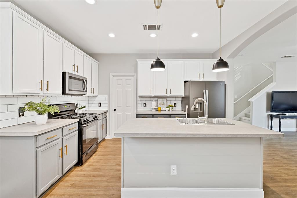 Georgia Village At Savannah Ph - Residential