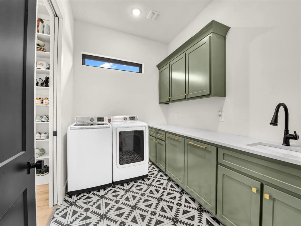 Creekside Estates - Residential