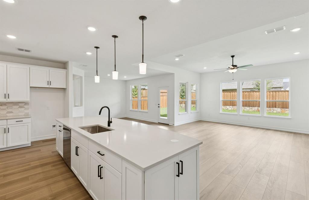 Highland Lakes - Residential