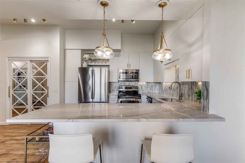 Renaissance On Turtle Creek Condo - Residential