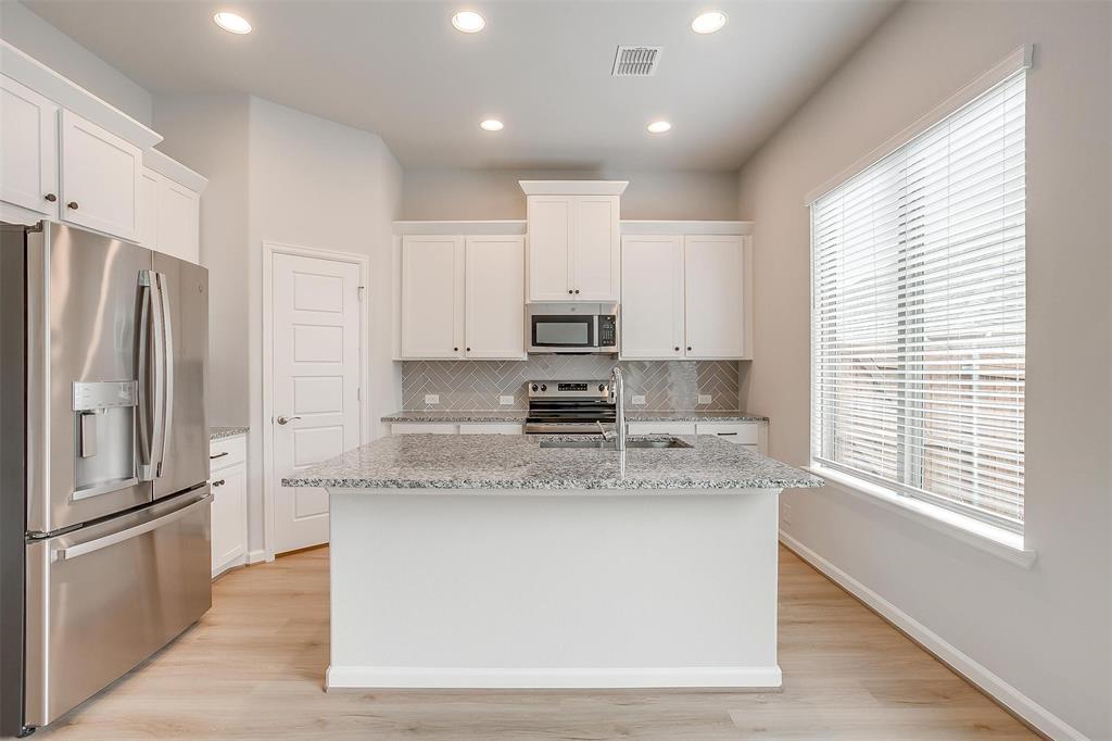 Ventana - Residential Lease