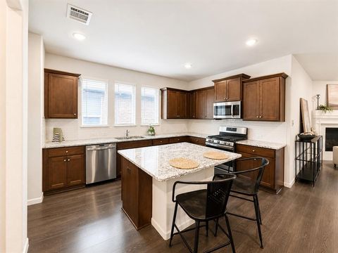 Tiny photo for 639 Congressional Avenue, Red Oak, TX 75154 (MLS # 21340682)