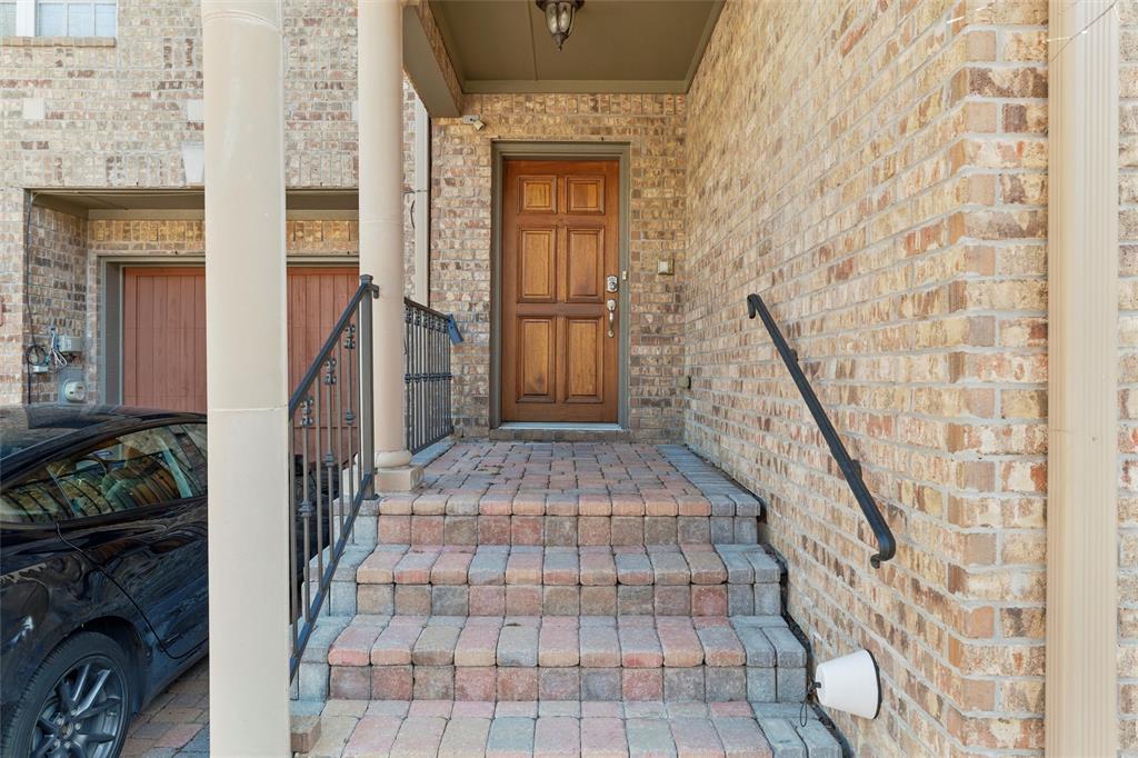559 Rockingham Drive
