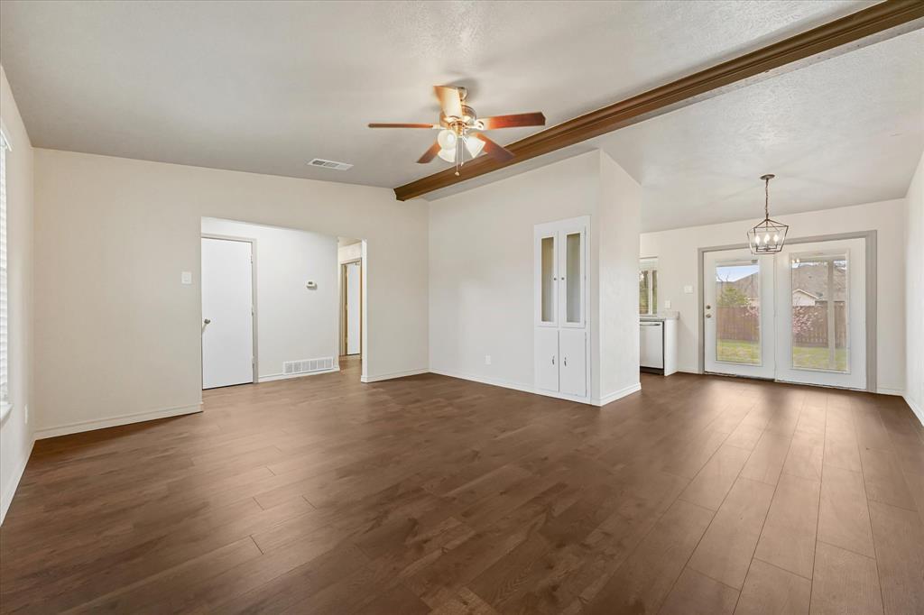 914 Toyah Creek Lane