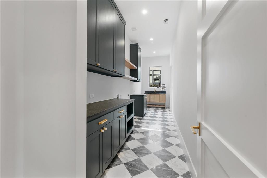 The Hills Of Kingswood - Residential