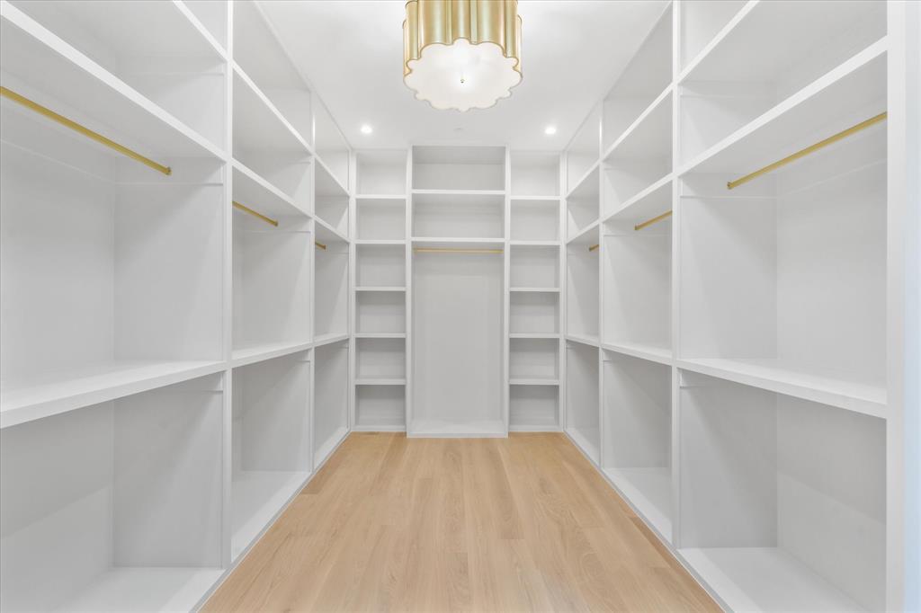 The Hills Of Kingswood - Residential