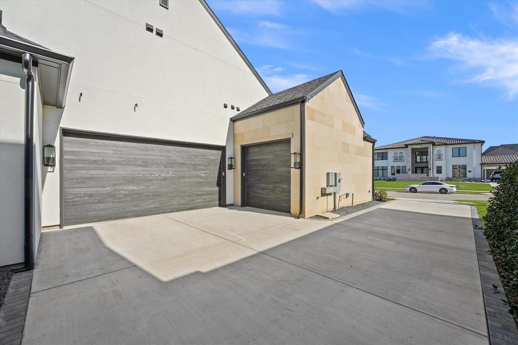 The Hills Of Kingswood - Residential