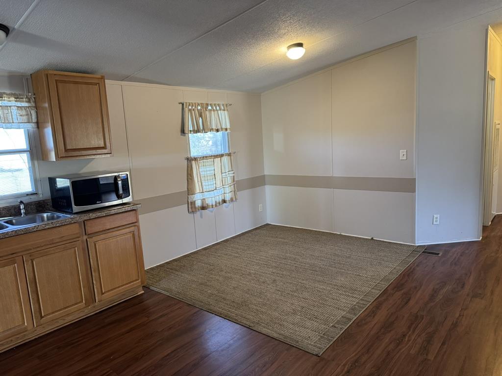 Breezy Acres - Residential