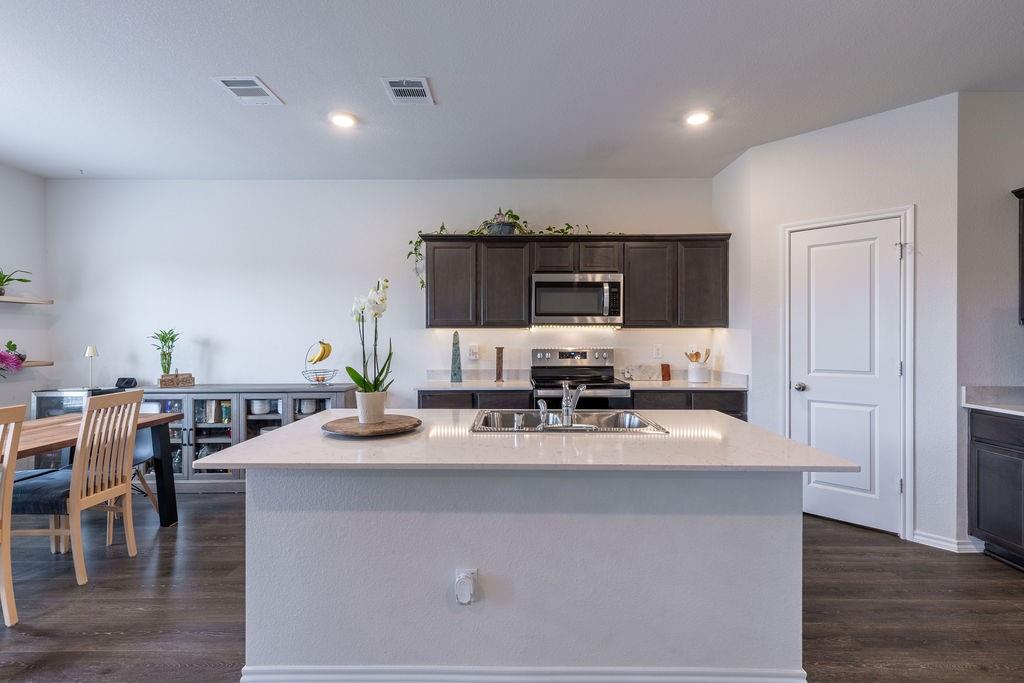 Travis Ranch South - Residential