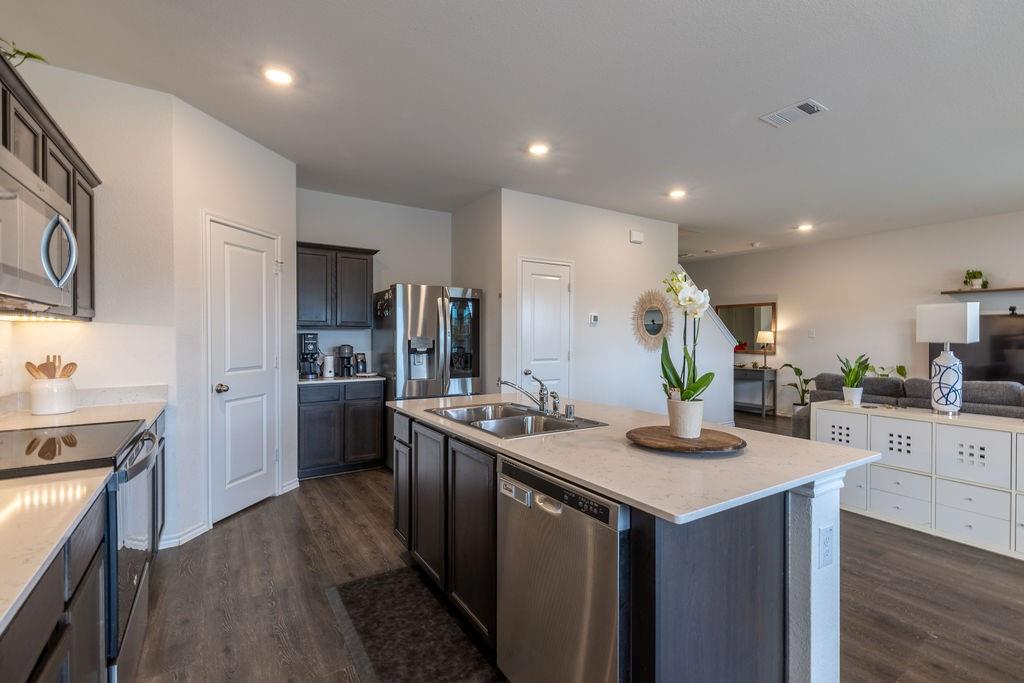 Travis Ranch South - Residential