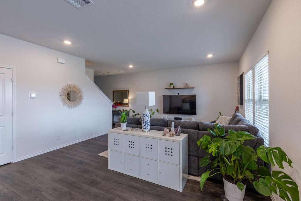 Travis Ranch South - Residential