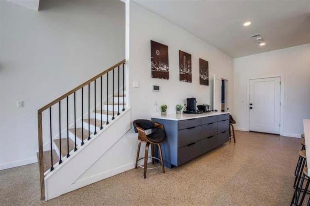 country club Pk 2nd - Residential Lease