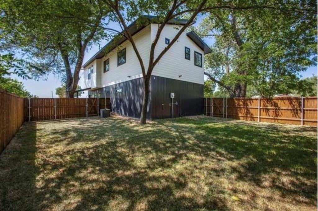 country club Pk 2nd - Residential Lease