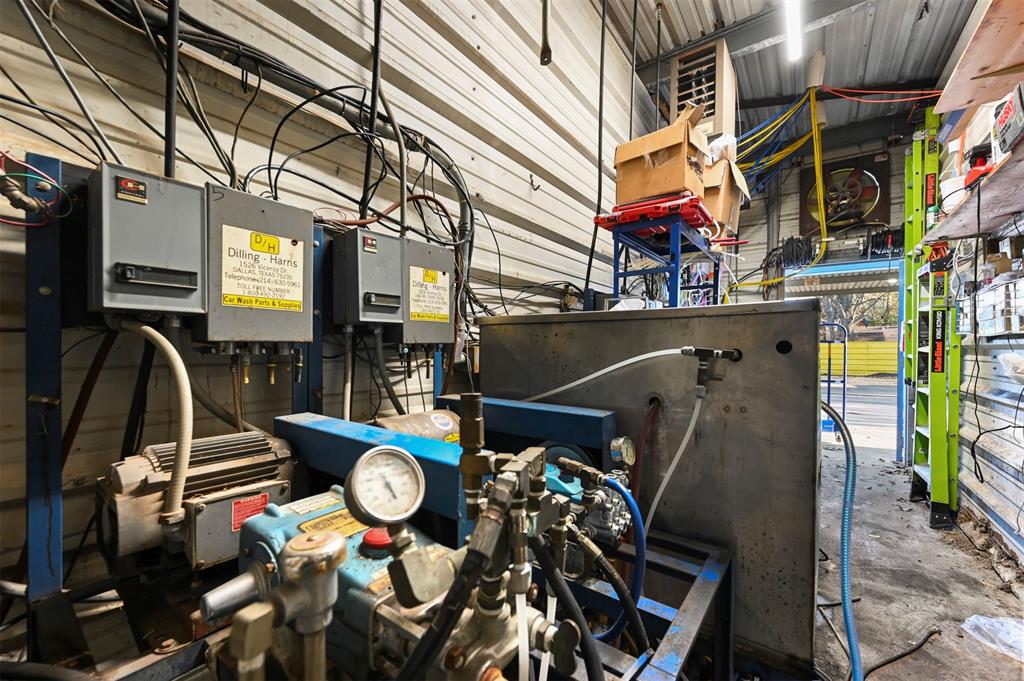 Mid Ept Woodward 04 - Commercial Sale