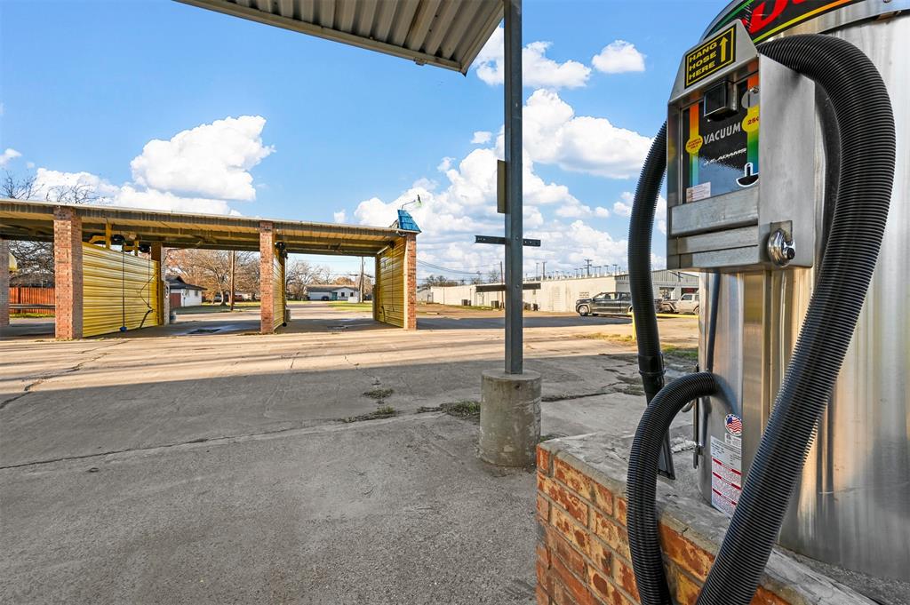 Mid Ept Woodward 04 - Commercial Sale