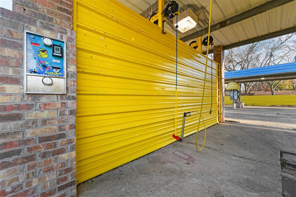 Mid Ept Woodward 04 - Commercial Sale