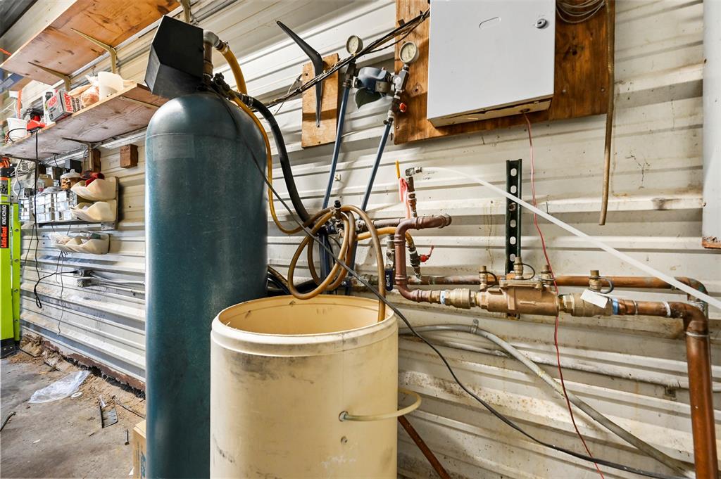 Mid Ept Woodward 04 - Commercial Sale