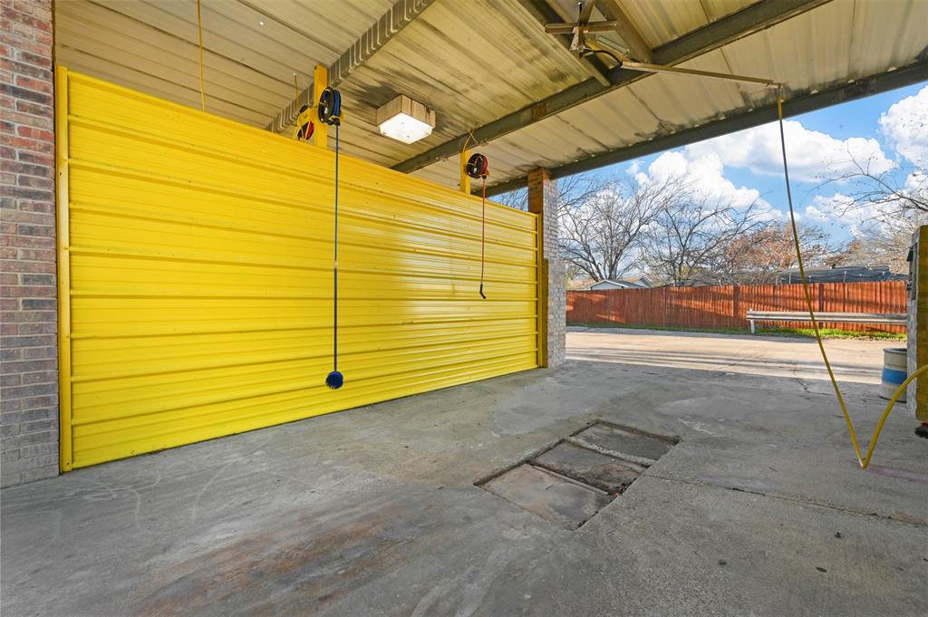 Mid Ept Woodward 04 - Commercial Sale