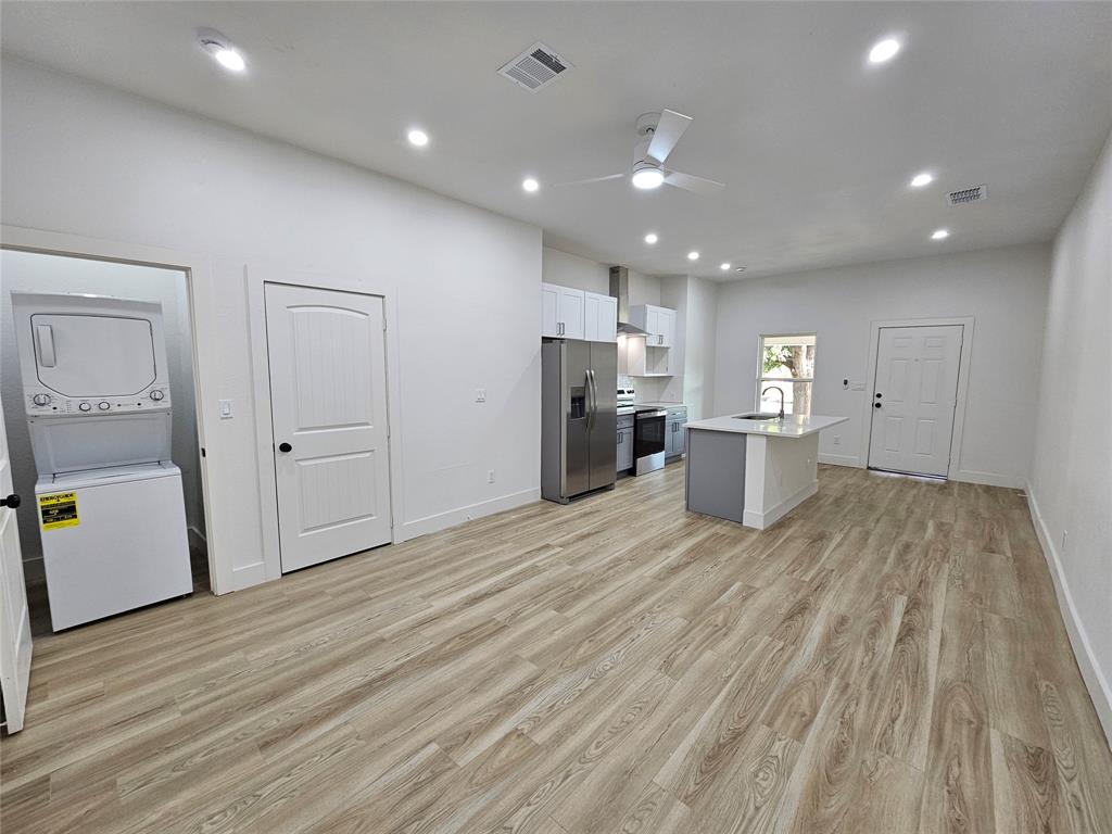 George J Bryans - Residential Lease