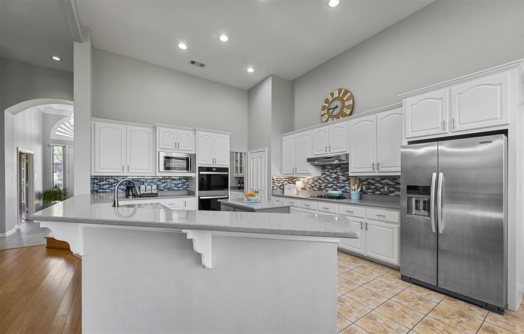 Double Oak, Texas 75077, United States, 4 Bedrooms Bedrooms, ,4 BathroomsBathrooms,Residential,Pending,31370