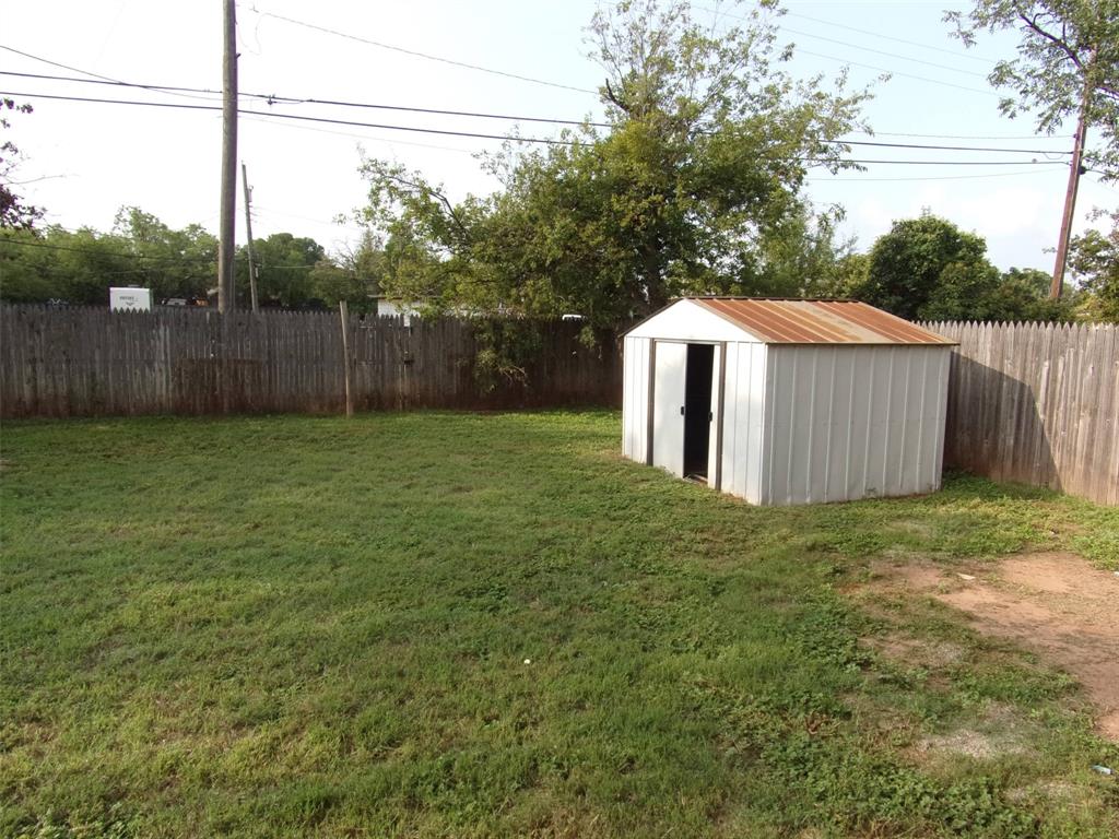 Elmwood West - Residential Lease