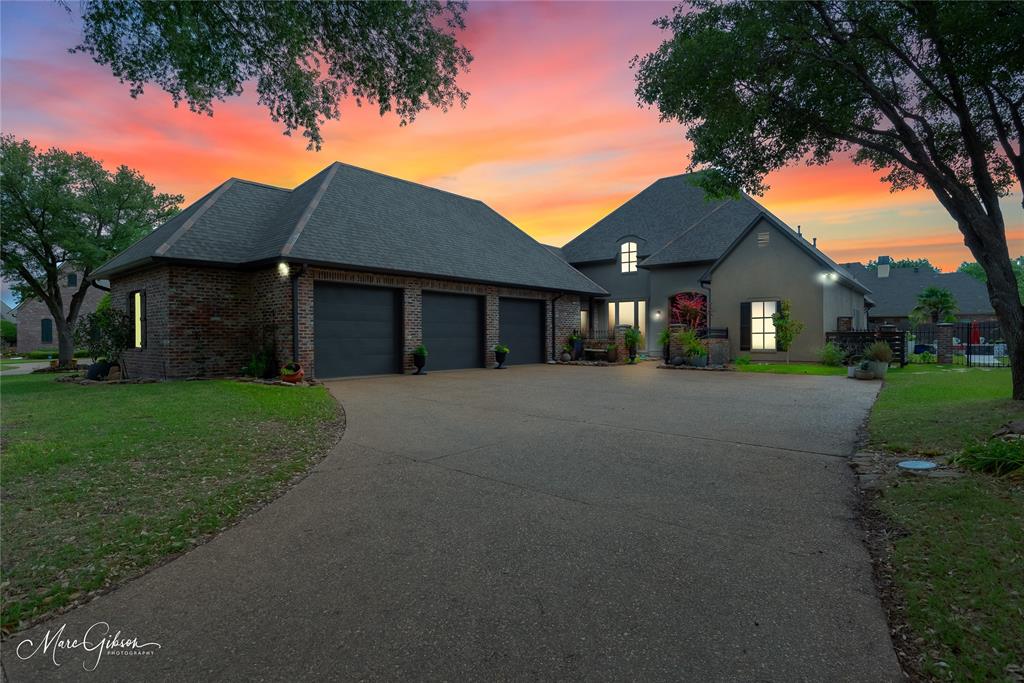 Oak Alley - Residential