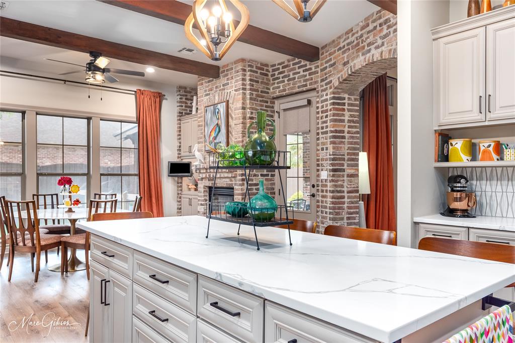 Oak Alley - Residential