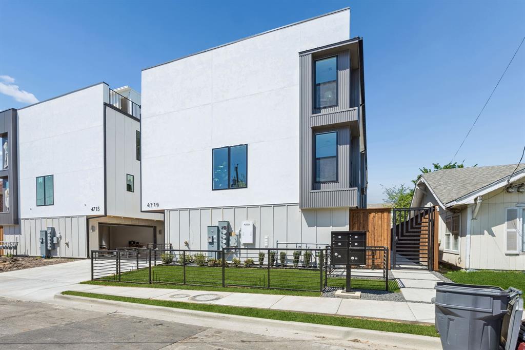 Rick & Hurts North Fitzhugh Ave - Residential Income