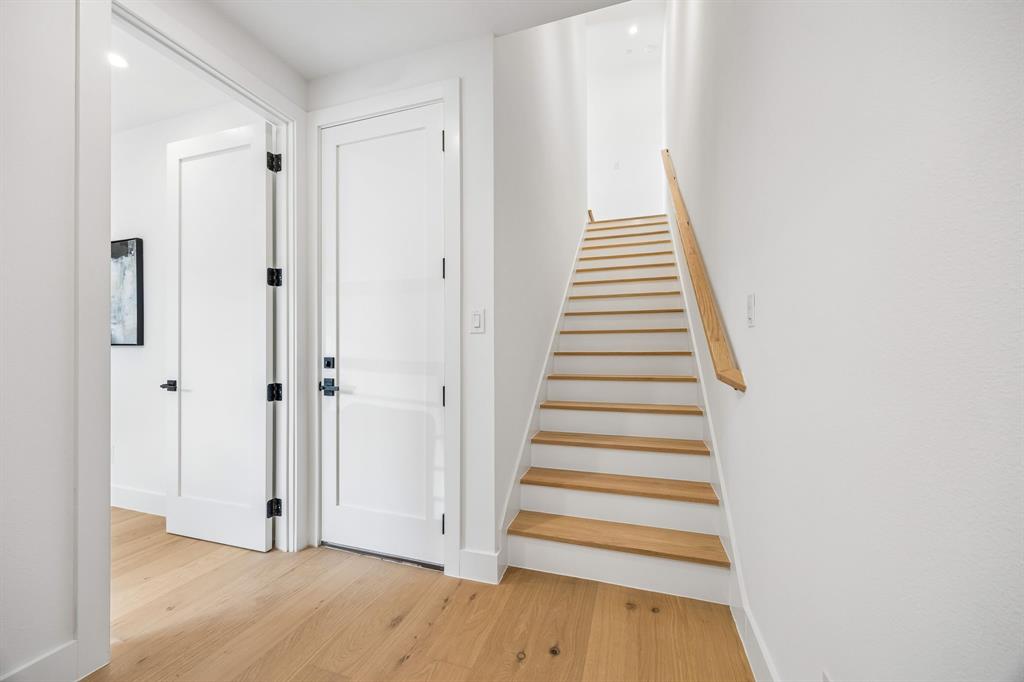 Rick & Hurts North Fitzhugh Ave - Residential Income