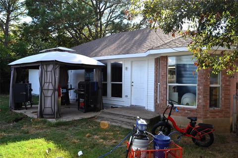 A home in Gun Barrel City