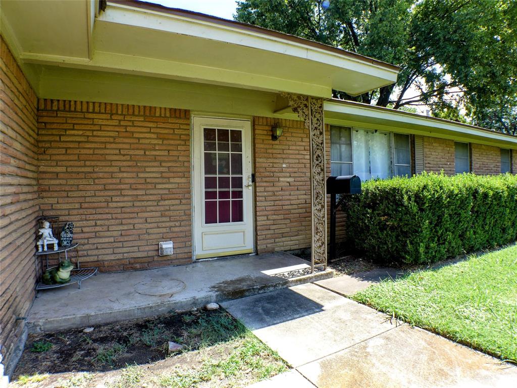5809 Winifred Drive
