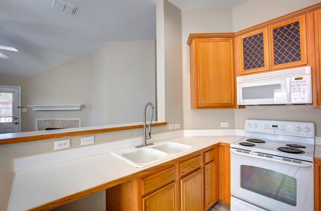 Sendera Ranch - Residential Lease